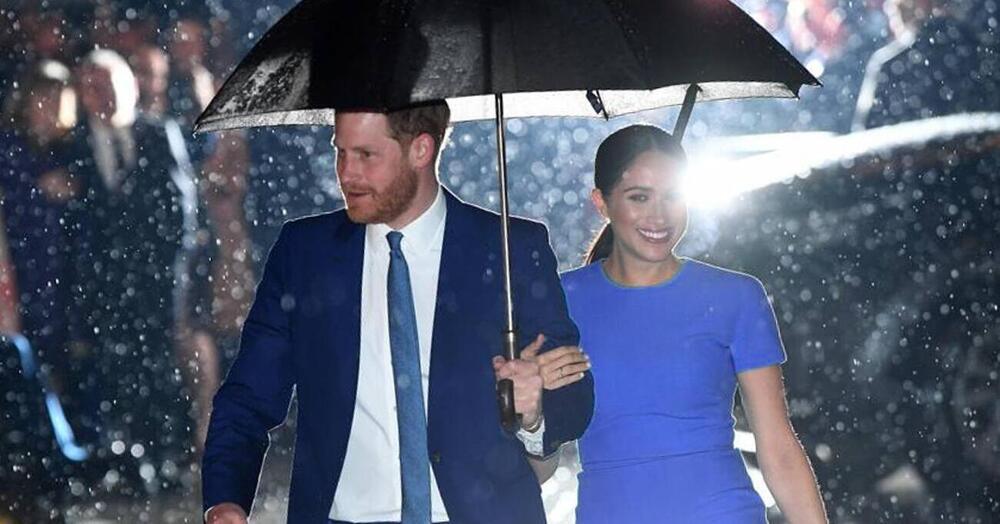 Palle di Natale! Harry e Meghan su Netflix: il loro amore &egrave; pi&ugrave; noioso del pranzo coi parenti