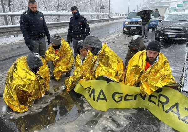 [VIDEO] Ecco come il traforo del Monte Bianco &egrave; stato bloccato dagli attivisti di Ultima Generazione