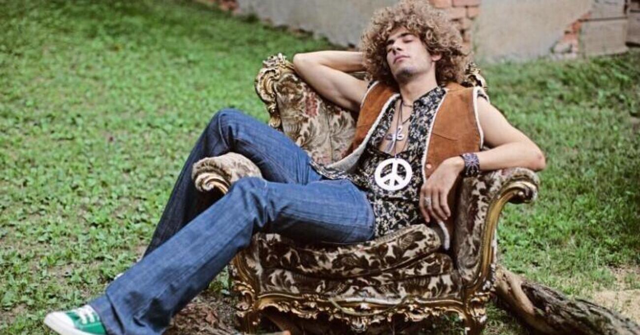 La lettera di Marco Simoncelli che ci ferma tutti: &ldquo;&Egrave; l&rsquo;era del consumismo, le persone vengono consumate come le cose&rdquo;