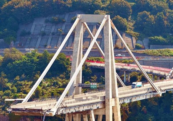 Un camion con 900 chili di droga coinvolto nel crollo del ponte Morandi? La tesi di Saviano, ma qualcosa non torna&hellip;