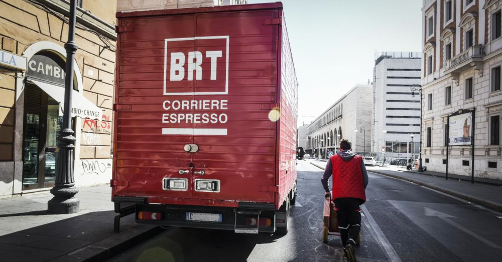 Altro che Francia-Marocco: i grandi corrieri francesi &ldquo;nascondono&rdquo; soldi al fisco italiano e sfruttano i lavoratori?