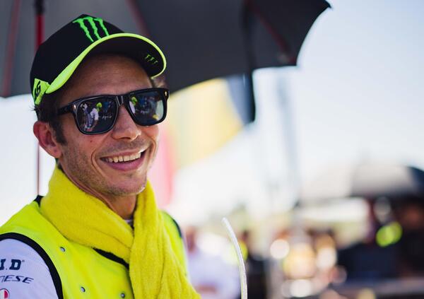 Valentino Rossi diventa pilota ufficiale BMW M Motorsport per realizzare l&#039;ultimo sogno nel cassetto