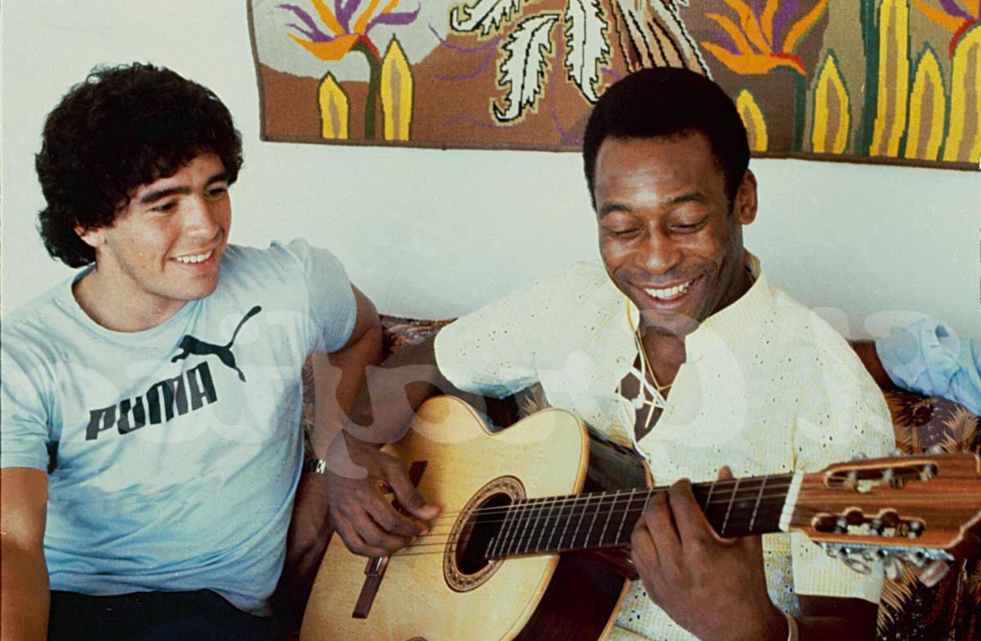 Maradona e Pel&egrave;