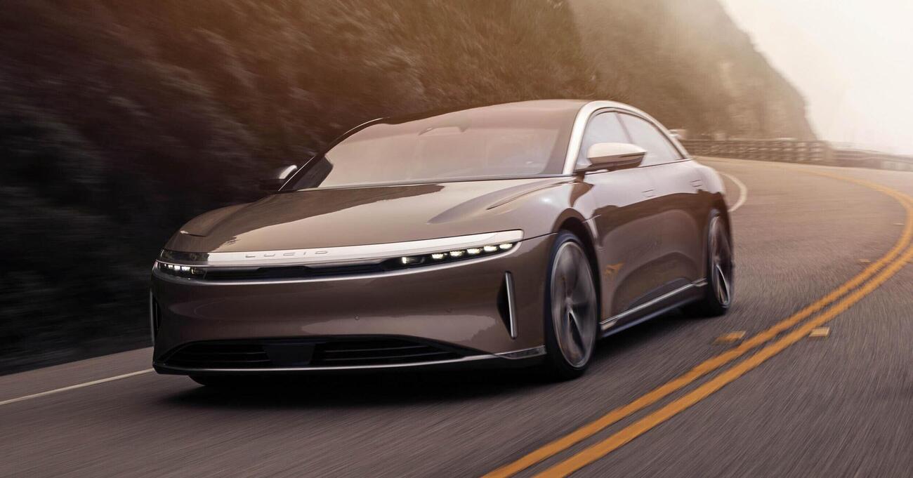 Le auto elettriche con maggiore autonomia? Ecco la top ten pi&ugrave; una davvero fuoriclasse