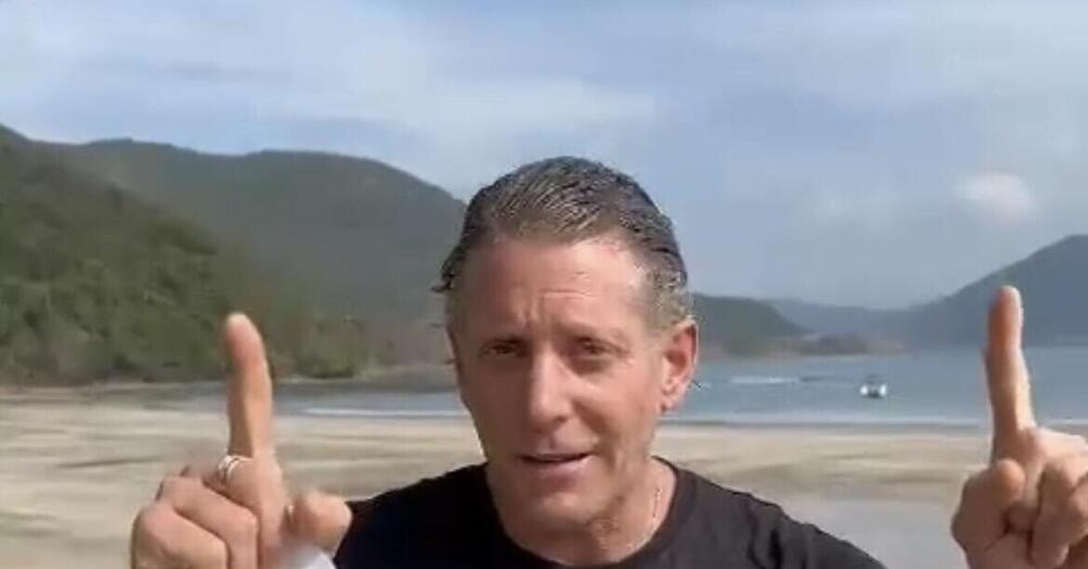 Lapo Elkann sbarca su TikTok. Il video &egrave; da boomer, ma &egrave; anche molto bello [VIDEO]