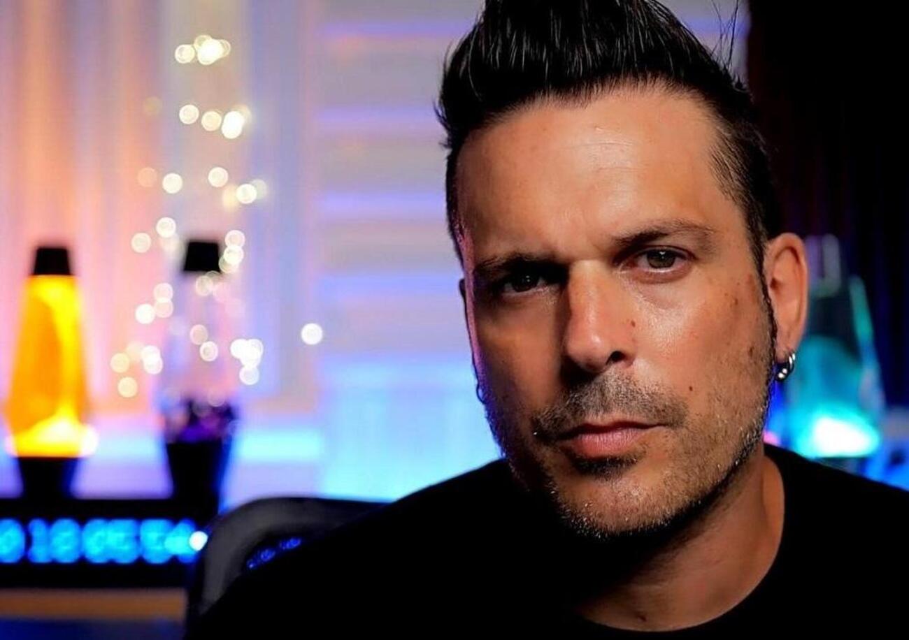 Enrico Silvestrin, da Mtv alla &ldquo;totale libert&agrave;&rdquo; sul web: &ldquo;I Maneskin? Cosplay applicati al rock. E J-Ax a Sanremo &egrave; una scelta di business, come con Fedez...&rdquo;