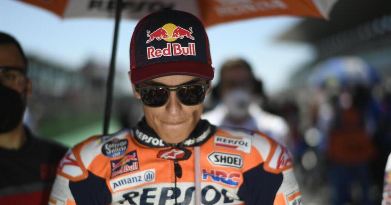 L&rsquo;ex compagno parla chiaro: &ldquo;Marc Marquez dovr&agrave; scegliere tra il titolo mondiale e i soldi&quot;