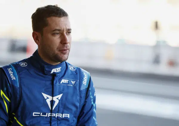 Brutto incidente all&rsquo;esordio della nuova stagione di Formula E: polso fratturato e dubbi sulla sicurezza 