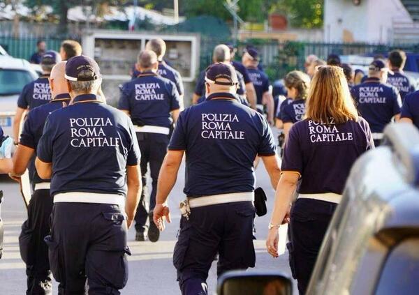 A Roma 1 vigile su 6 non &egrave; idoneo al servizio. E se gli altri fanno la scorta ai Maneskin&hellip; 