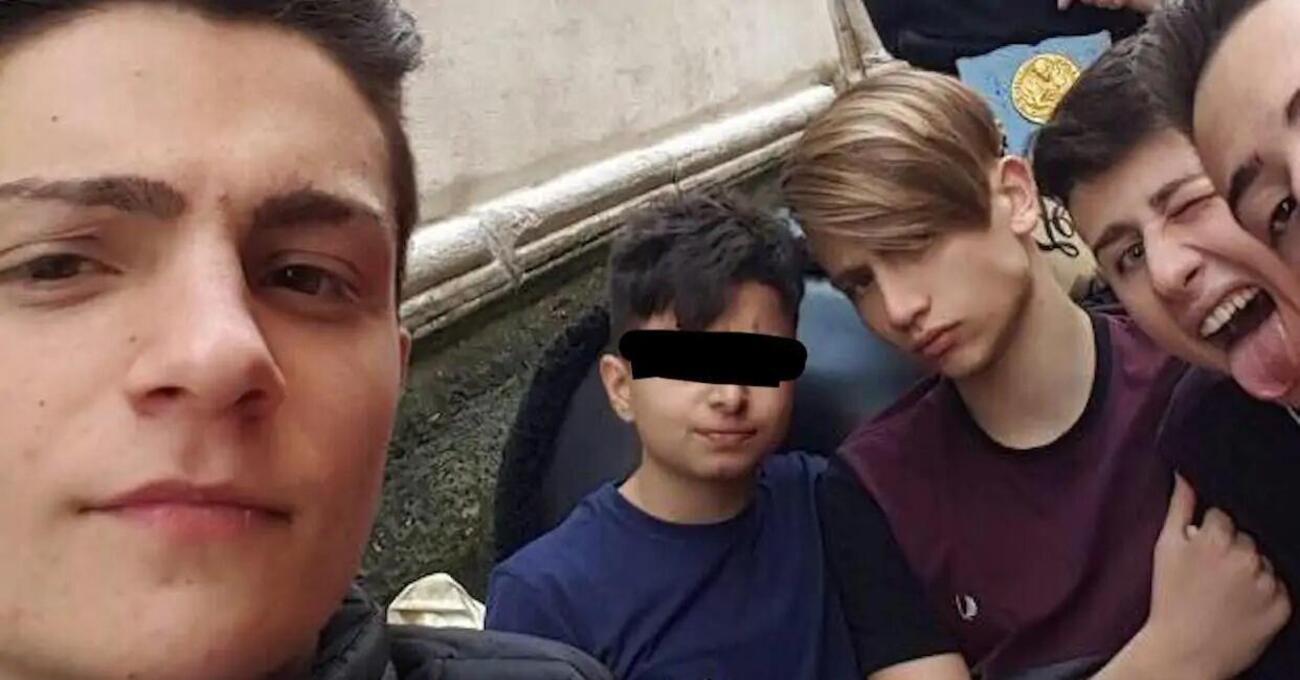 In sei su un&#039;auto omologata per quattro ad alta velocit&agrave;, la testimonianza choc: &quot;Giocavano alla Formula Uno&quot;