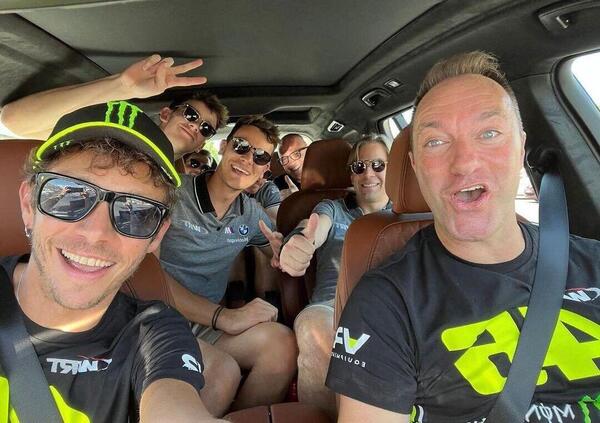 &ldquo;Scusate il ritardo&rdquo;: Valentino Rossi e soci pronti a presentare la squadra, ma resta un mistero&hellip;