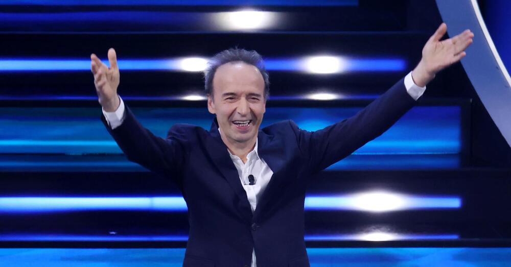 Roberto Benigni, la Costituzione non &egrave; sacra. E chi lo sostiene &egrave; un po&rsquo; fascista (come tutti gli italiani)