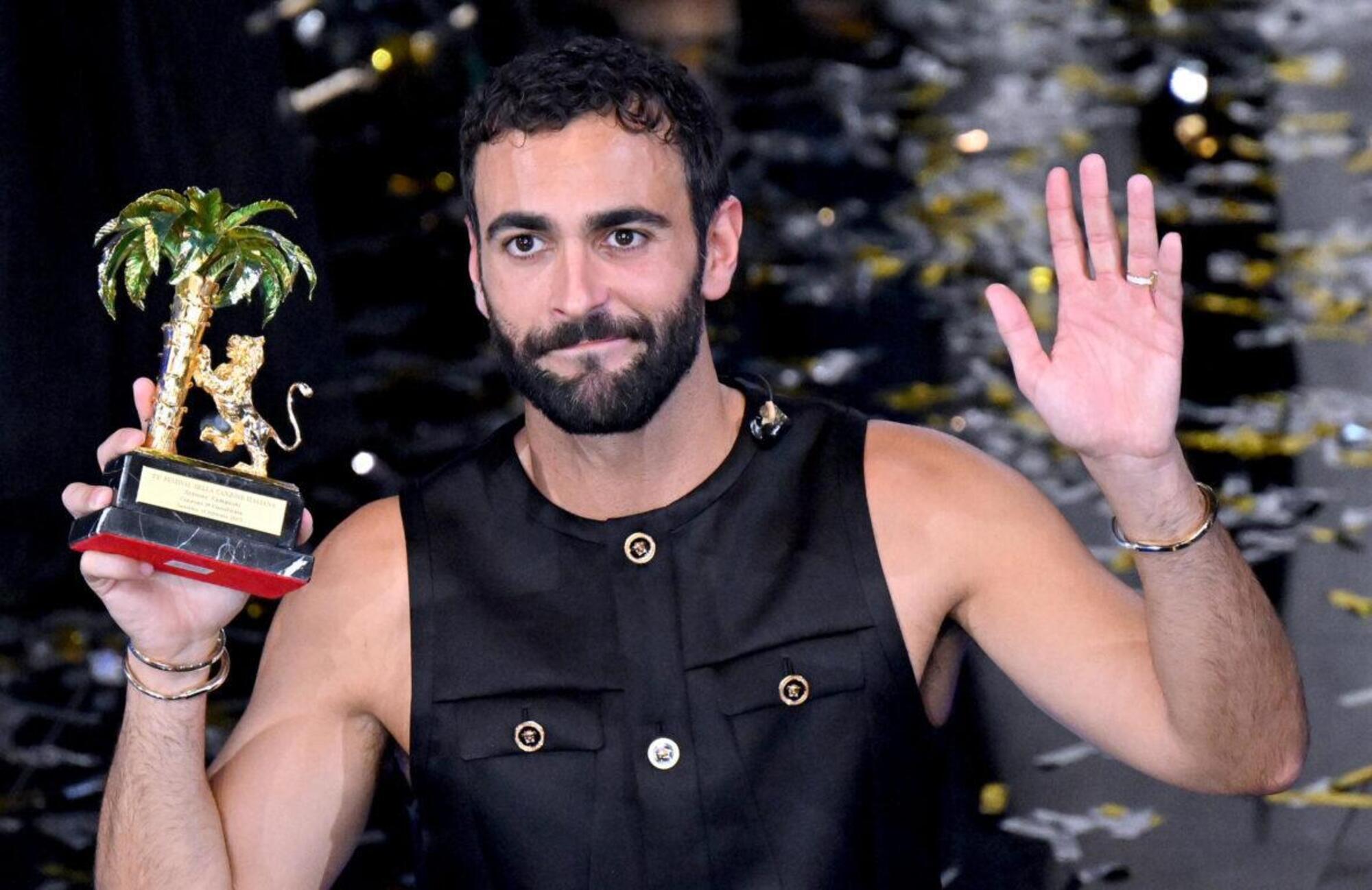 Mengoni vince a Sanremo 