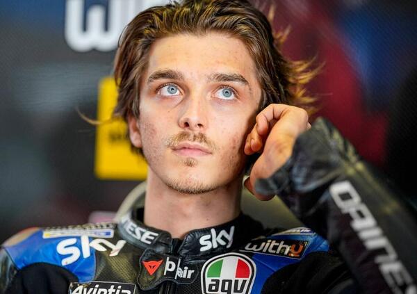 Luca Salvadori in bagarre con Luca Marini: &quot;Occhio a quello che dite&quot; [VIDEO]