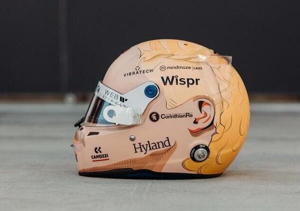 Abbiamo gi&agrave; un vincitore: il nuovo casco di Bottas &egrave; la cosa pi&ugrave; bella che vedrete oggi [VIDEO]