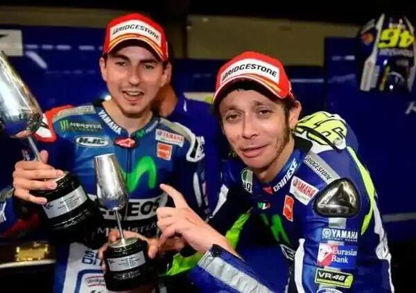 Jorge Lorenzo a cuore aperto: &ldquo;Valentino Rossi faceva il simpatico con i giornalisti, io non potevo&rdquo;