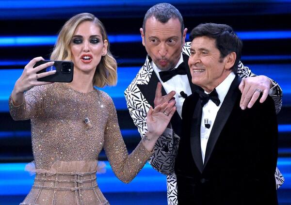 Spunte blu a pagamento, polemiche Rai-Instagram a Sanremo, guadagni di Amadeus grazie alla Ferragni: parla l&rsquo;esperto social media manager Riccardo Pirrone