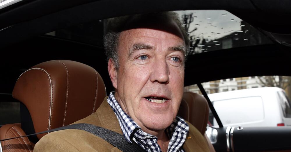 Clarkson compra una vecchia Alfa Romeo e spiega perch&eacute; non sopporta le auto moderne