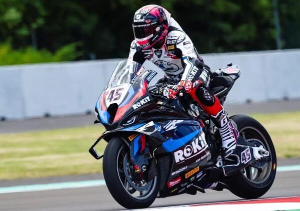 La BMW lo abbandona e Scott Redding esplode dalla rabbia [VIDEO]