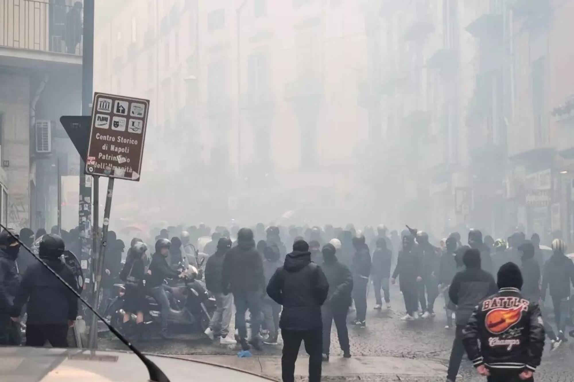 ultras eintracht napoli