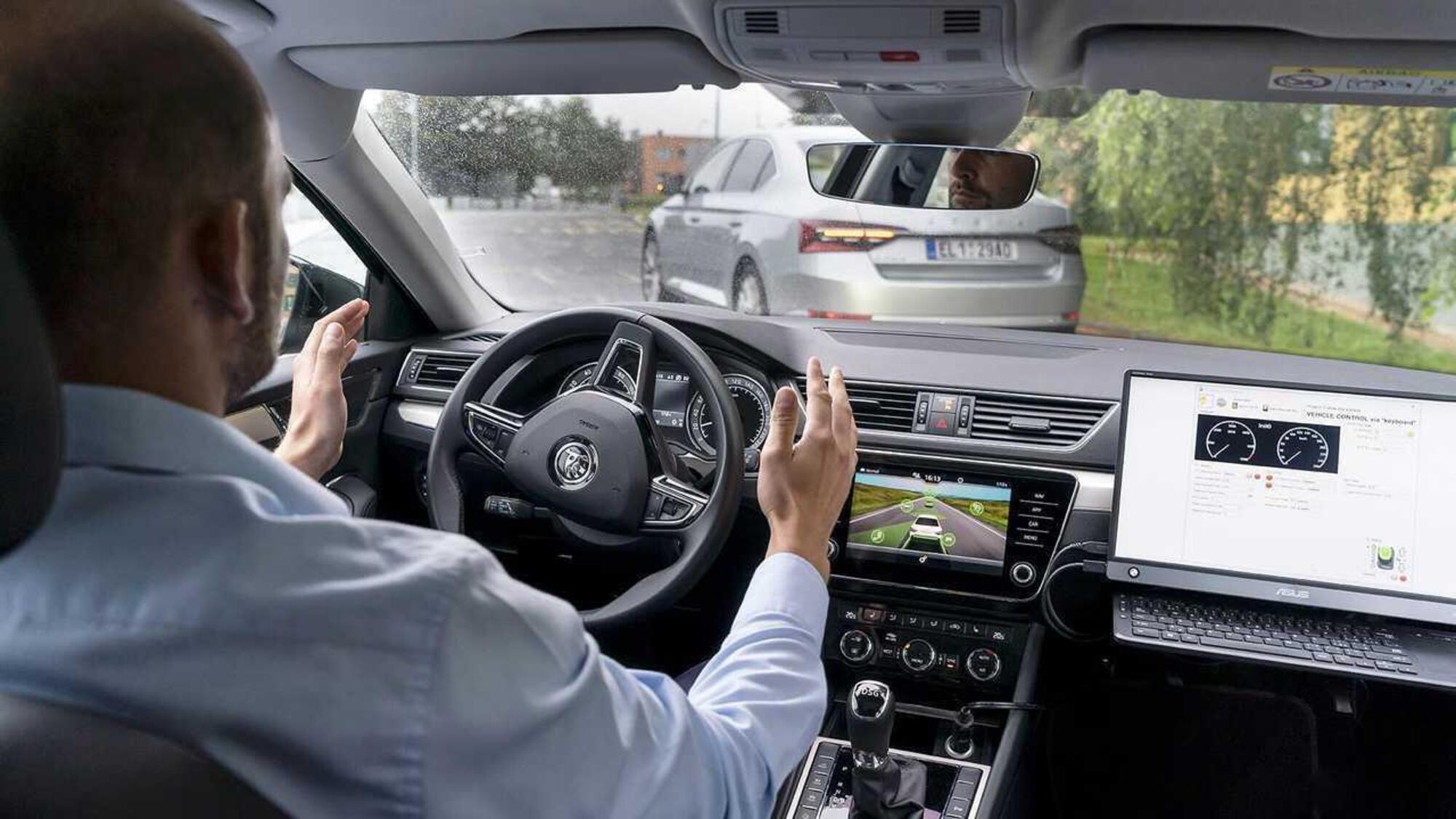 Chi guida la Skoda &egrave; pi&ugrave; intelligente?