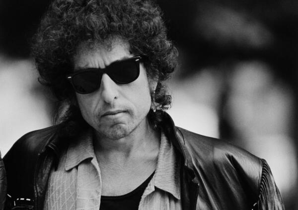 Lettera a Bob Dylan dalla Gen Z: vietare i cellulari ai concerti &egrave; da boomer, ecco perch&eacute;