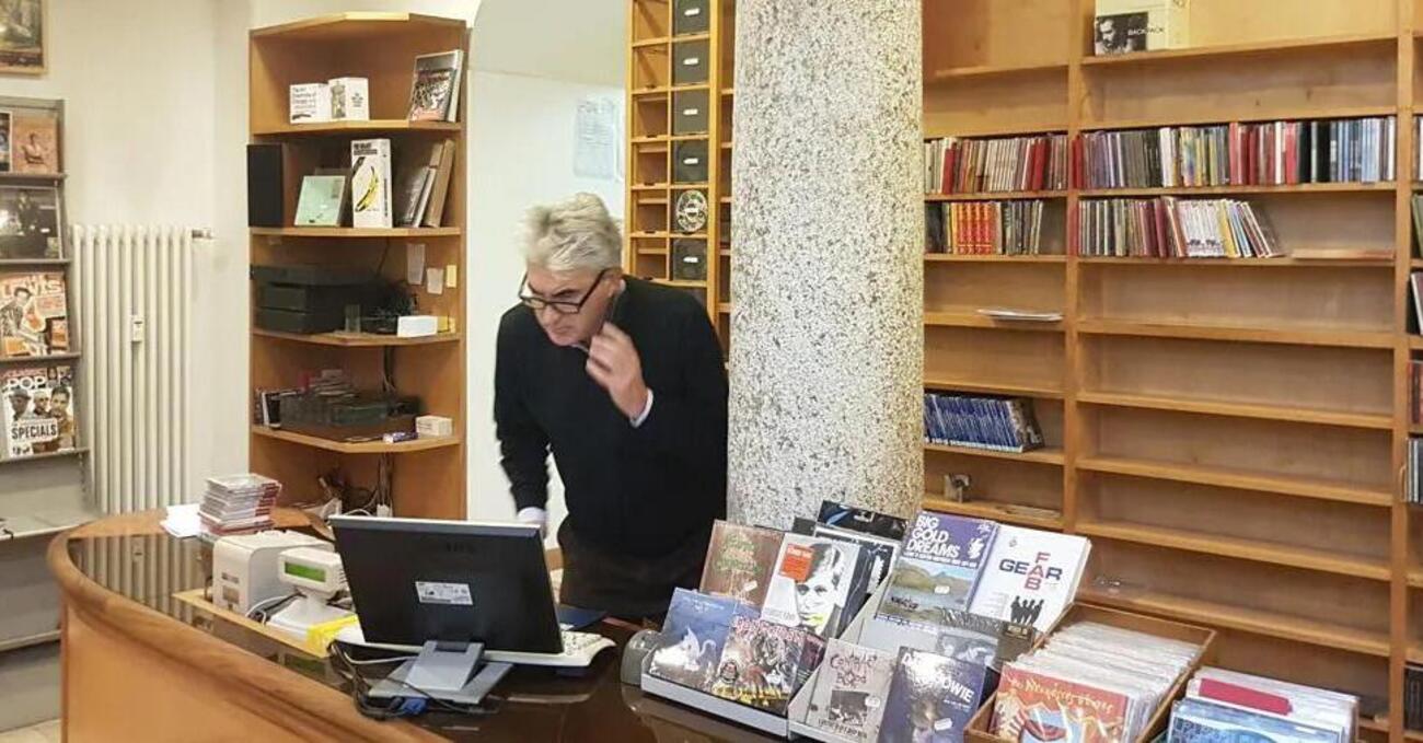 A Milano finisce una storia: l&#039;ultimo giorno di Buscemi Dischi