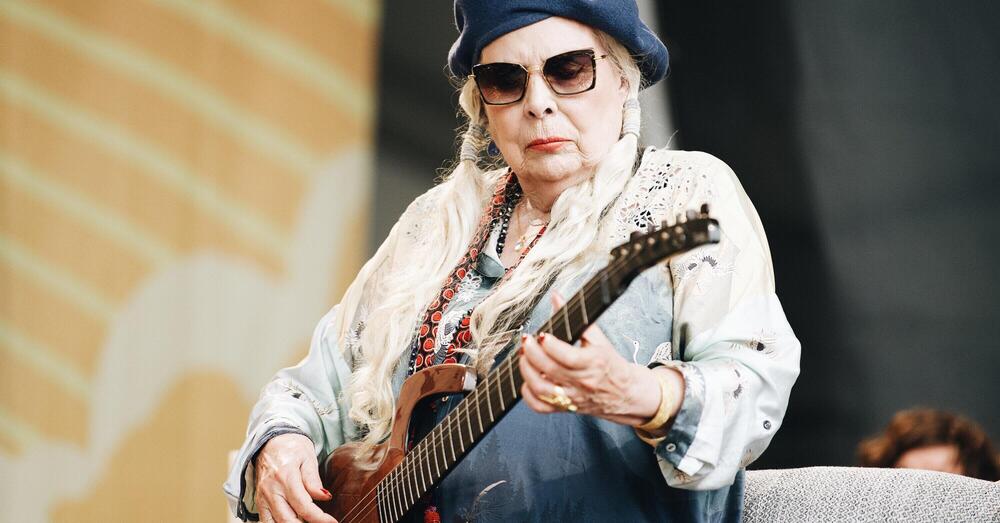 A 80 Joni Mitchell &egrave; ancora la pi&ugrave; figa. Mentre la Schlein indecisa a tutto e Damiano il romanista&hellip;