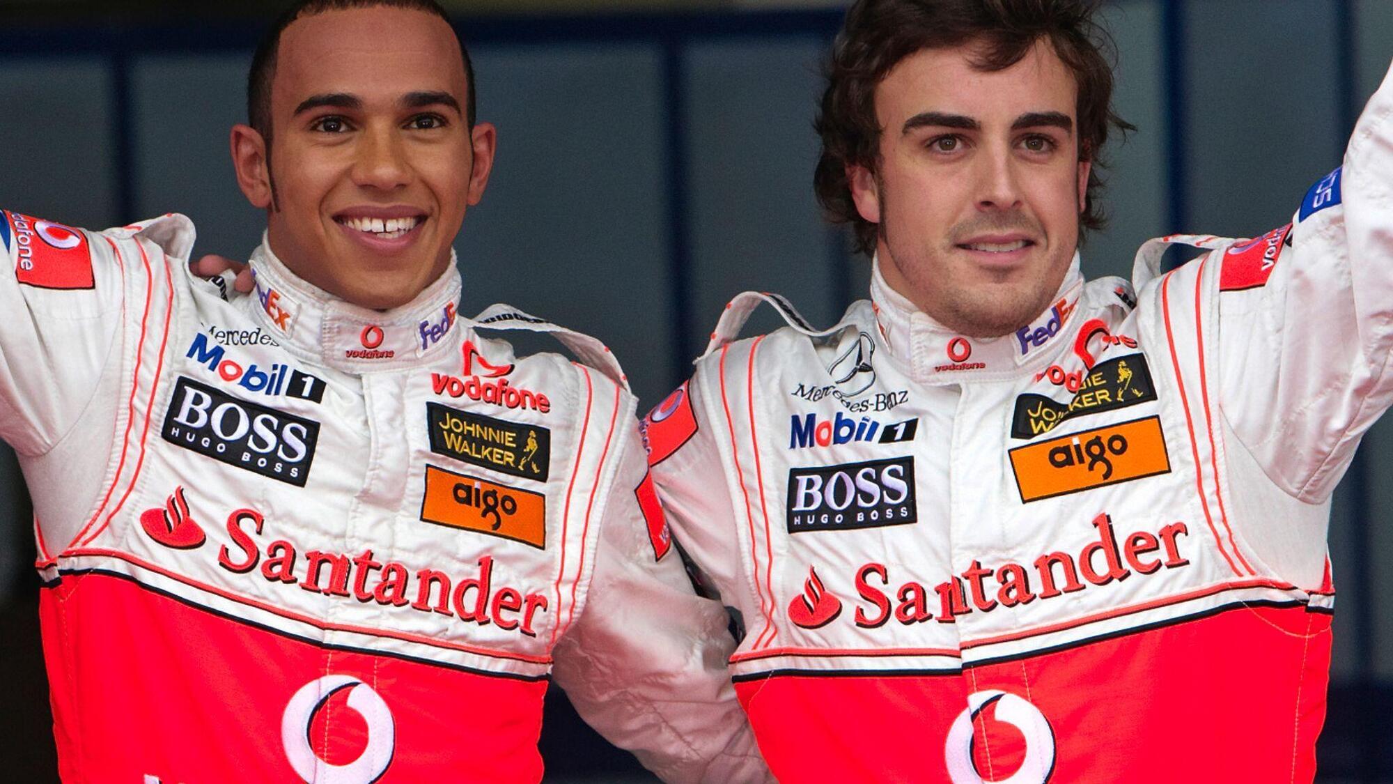 Fernando Alonso e Lewis Hamilton