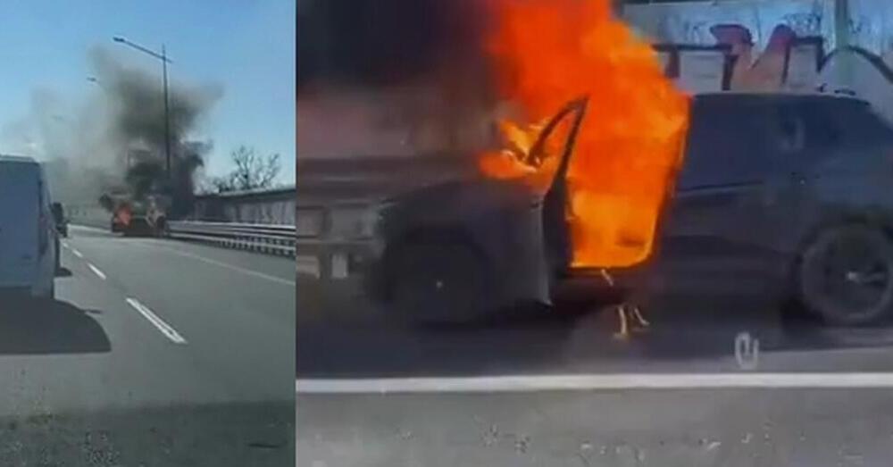 Filmano auto e conducente a fuoco e non si fermano, aperta un&rsquo;inchiesta. Ma tutti gli altri che loro volta non lo hanno soccorso? [VIDEO]