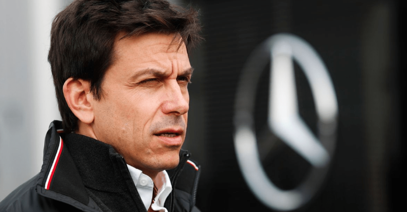 Toto Wolff entra nella classifica dei miliardari di Forbes: un patrimonio stellare che si avvicina a quello del ferrarista John Elkann