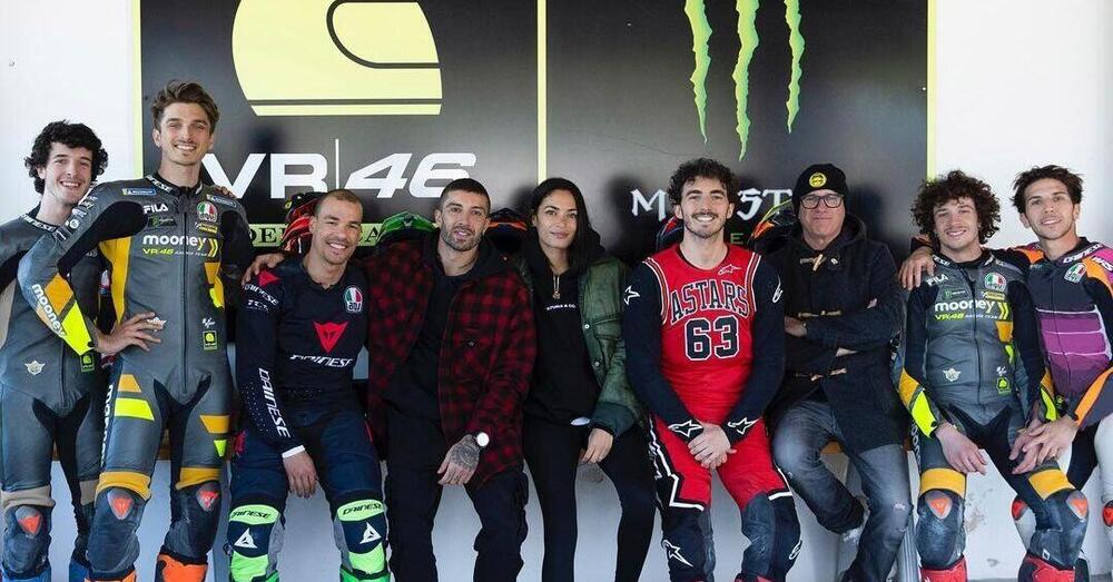 Andrea Iannone e Elodie nel Ranch di Valentino Rossi! Solo una visita? Oppure&hellip;