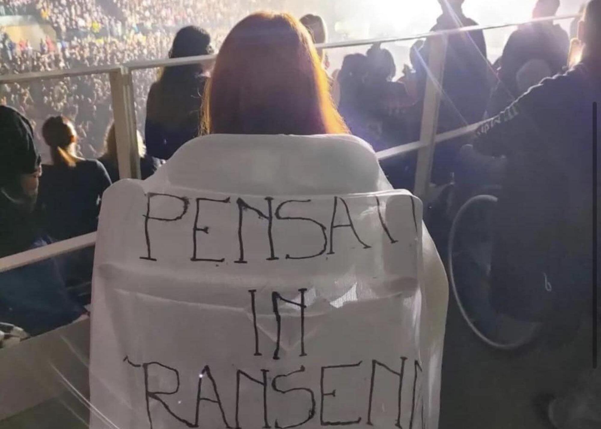 Chiara al live dei Maneskin