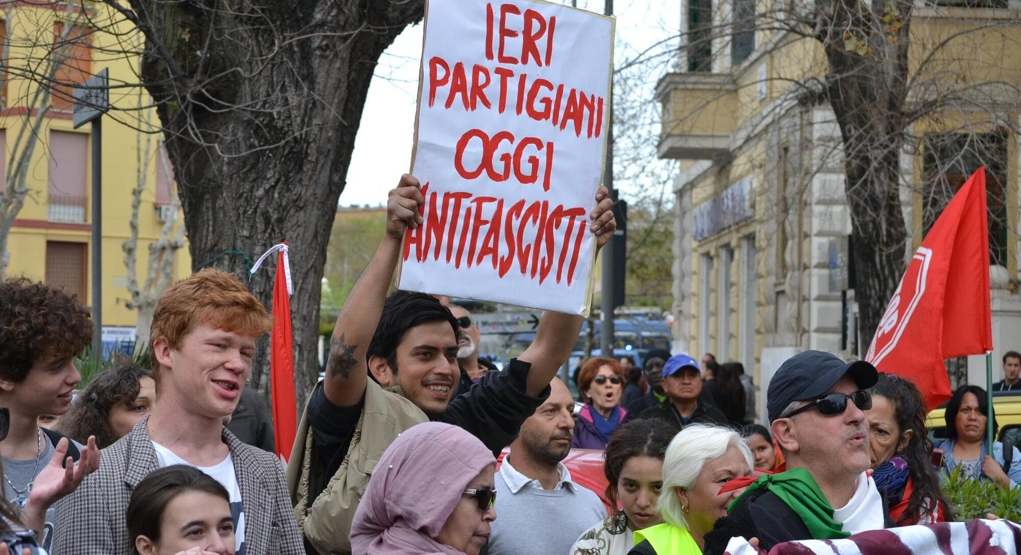 25 aprile manifestazione