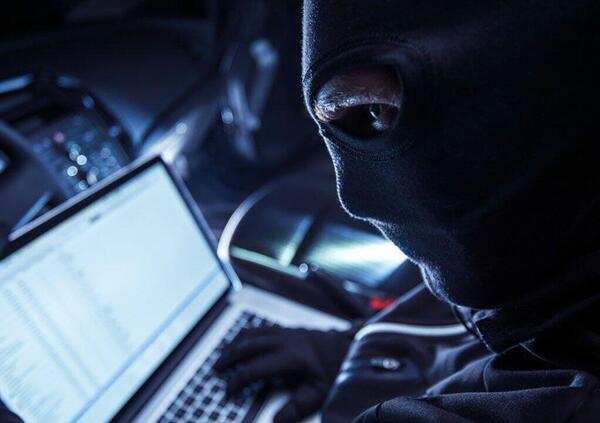 Auto a guida autonoma? Secondo gli assicuratori potrebbero essere hackerate per attacchi terroristici