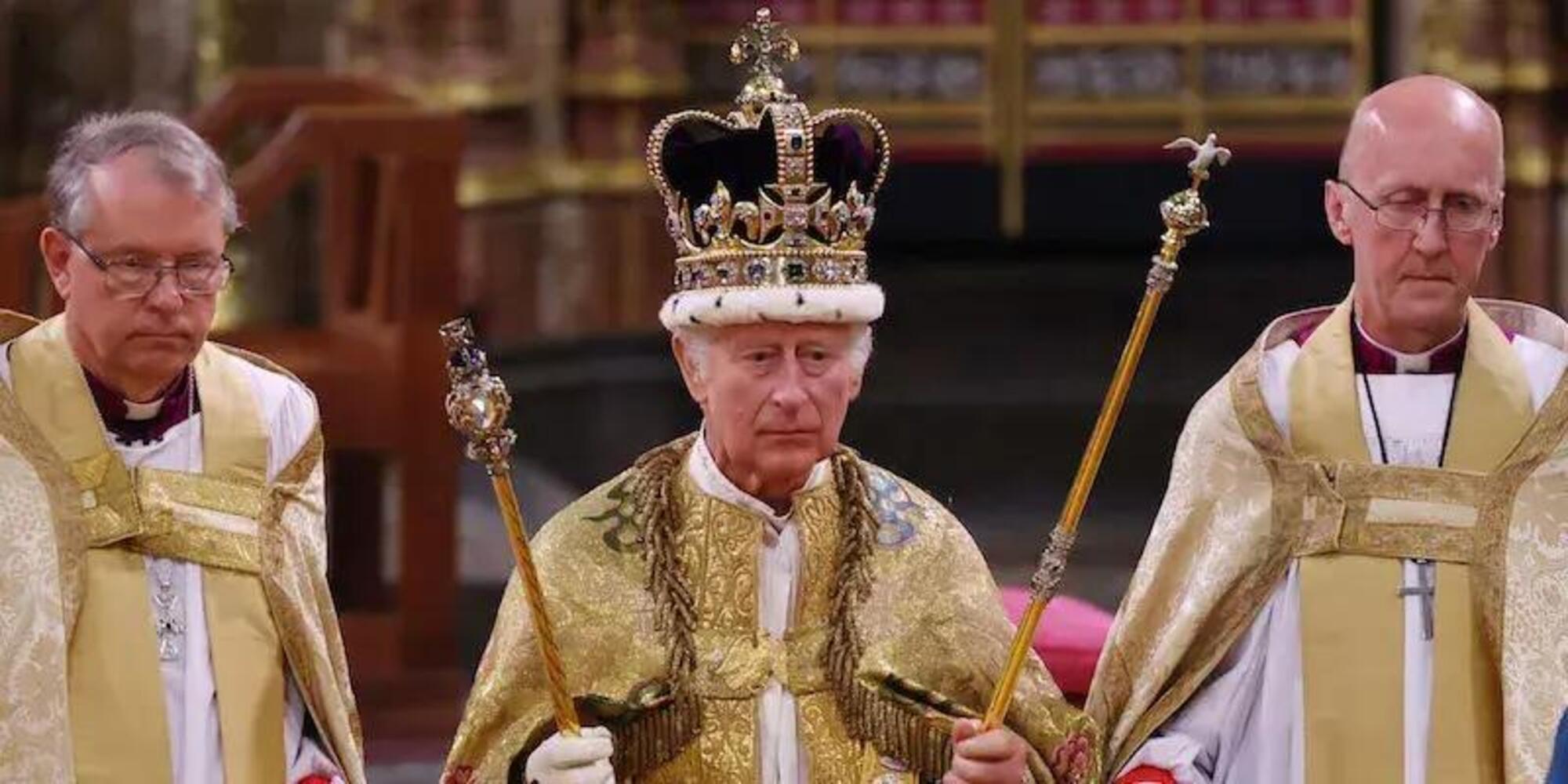 Carlo incoronato Re d'Inghilterra
