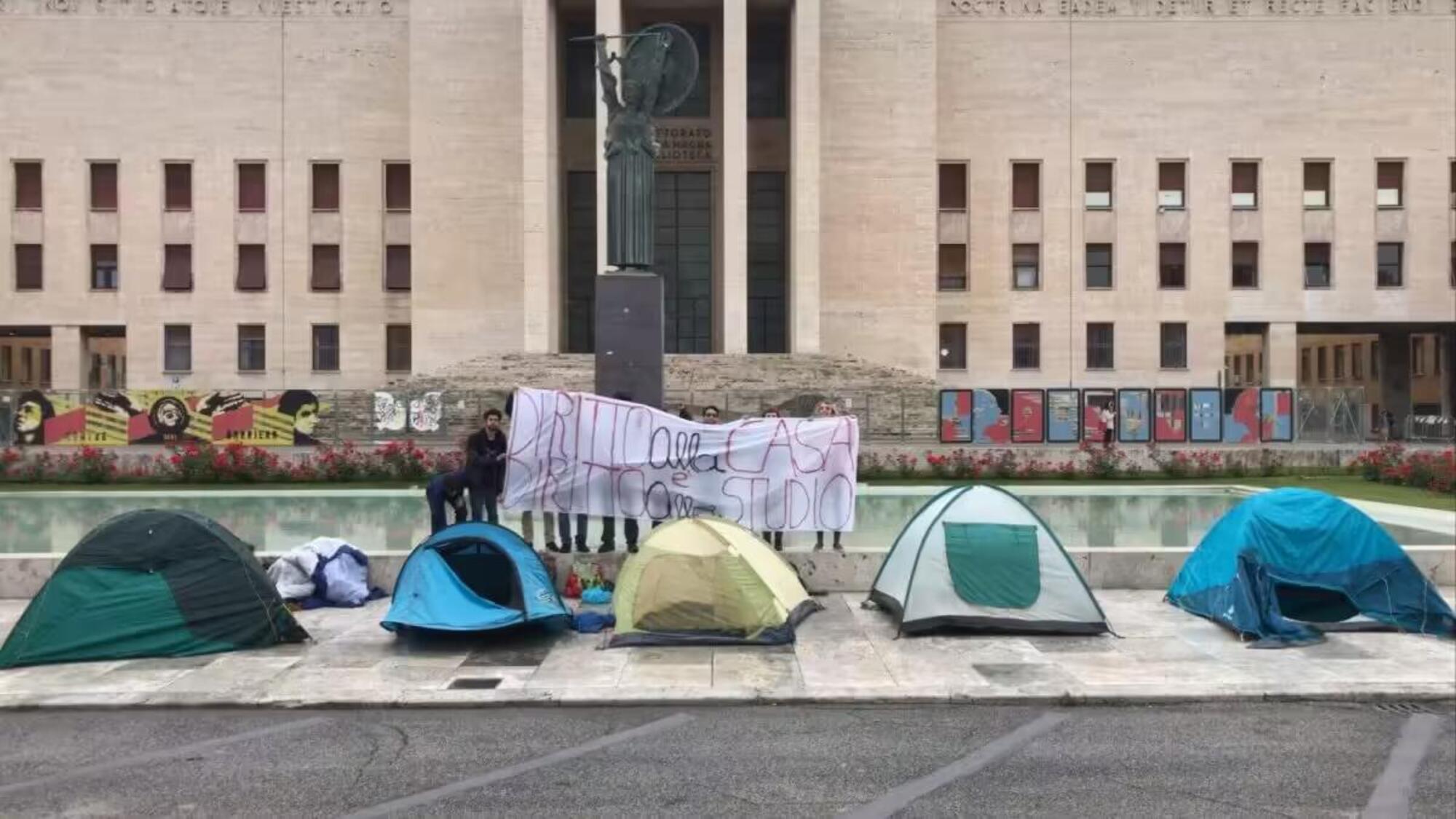 Il presidio a Roma