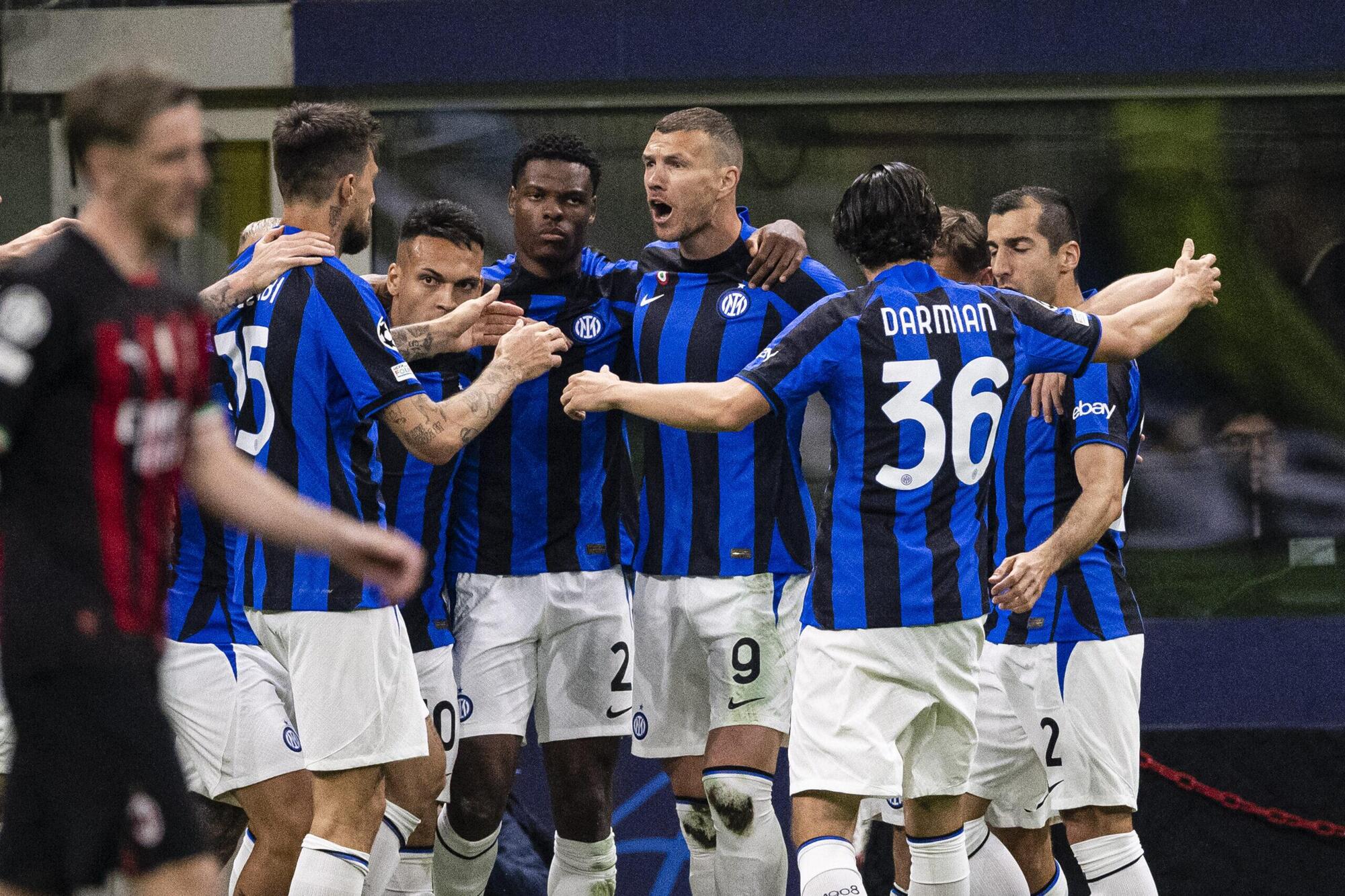 L'esultanza dell'Inter durante la semifinale di andata vinta col Milan