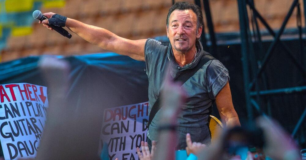 Zaccagnini contro il concerto di Springsteen: &ldquo;Bruce non sa dell&#039;alluvione, senn&ograve; annullerebbe&rdquo;. E accusa Trotta...