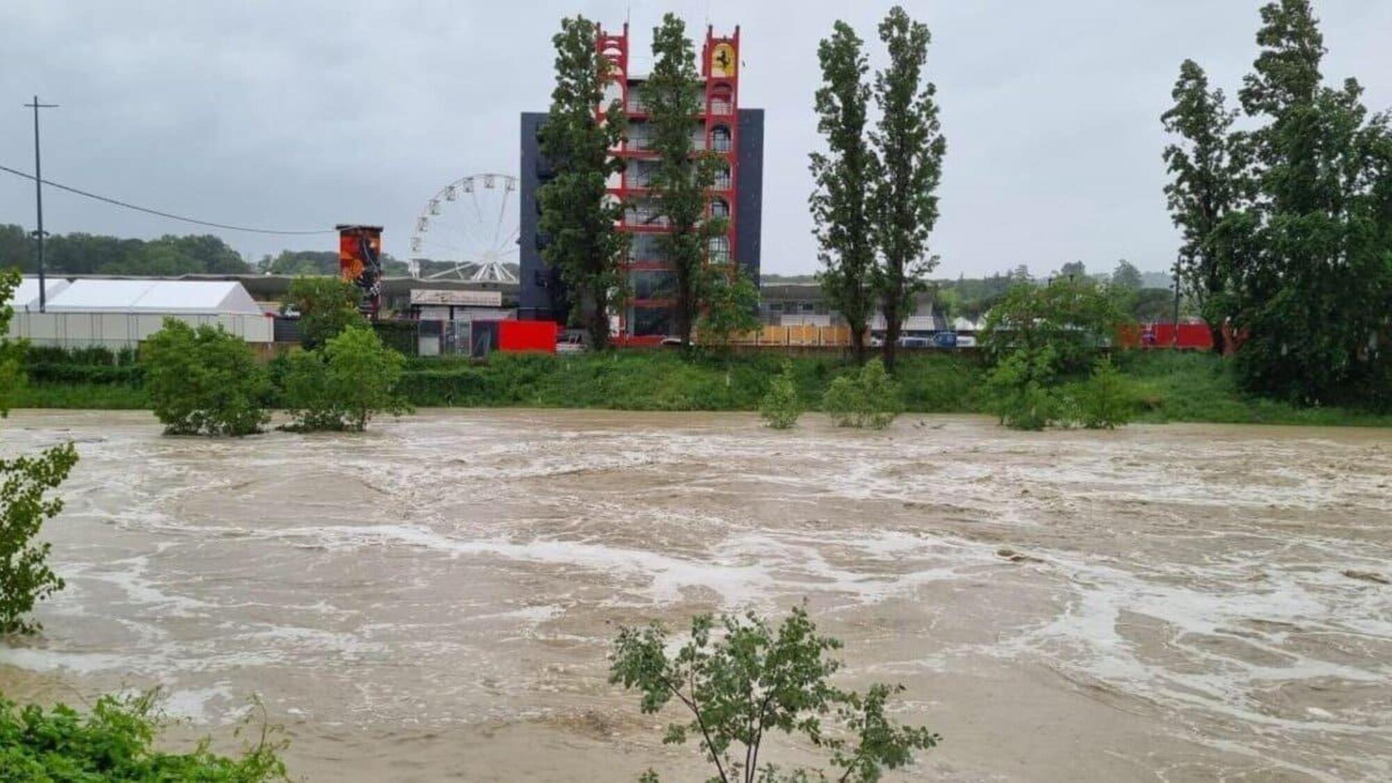 Il maltempo in Emilia-Romagna ha comportato anche la cancellazione del GP di Imola