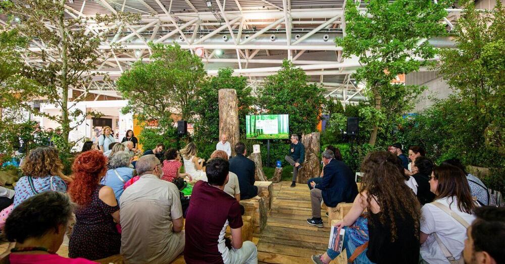 Ecco gli stand pi&ugrave; belli al Salone del Libro di Torino, dal bosco di Aboca alle migliori proposte di titoli