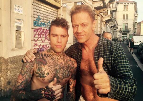 Rocco Siffredi risponde a Fedez: &ldquo;Mi voleva ospite con aereo e hotel a mie spese, mentre lui chiede le ville gratis. &Egrave; un comunista col Rolex?&rdquo;