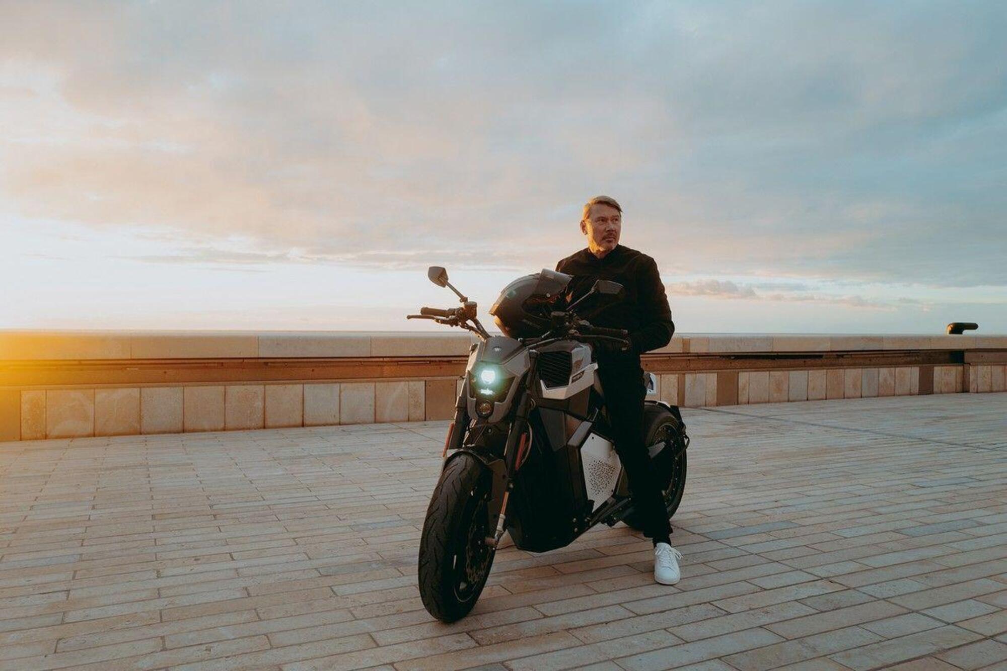 Verge Motorcycles TS Pro Mika Häkkinen signature edition