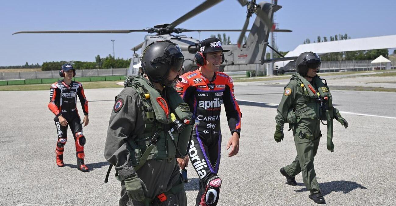 Maverick Vinales e Aleix Espargar&ograve; vanno d&#039;accordo, ma sono in disaccordo! Uno vola, l&#039;altro no...