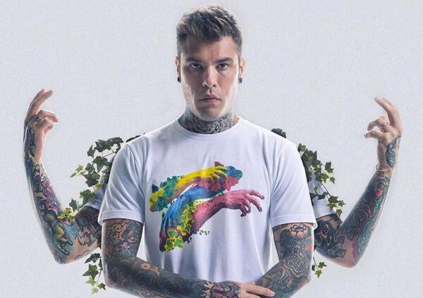 Fedez e l&rsquo;orologio extra lusso: marca, modello e quanto costa