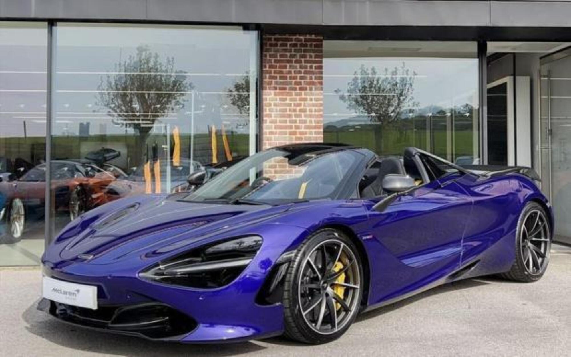 La McLaren 720S Spider viola di Daniel Ricciardo