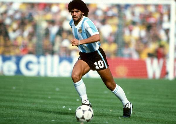 Diegopolitik svela il Maradona politico, tra peronismo e sovranismo. Ma non quello di Meloni o Orban&hellip;