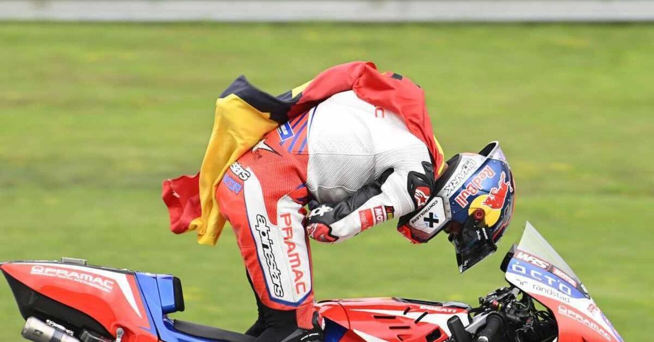 Jorge Martin: una vecchia bandiera racconta la sua storia pazzesca. Pianse per Valentino Rossi, ma ora &egrave; l&#039;anti-Pecco