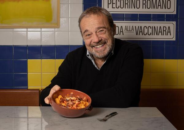 Siamo stati a cena nel ristorante di Claudio Amendola. Bene, ma  non benissimo: ci &egrave; scivolato sulla pizza e sul dolce &quot;della nonna&quot;...