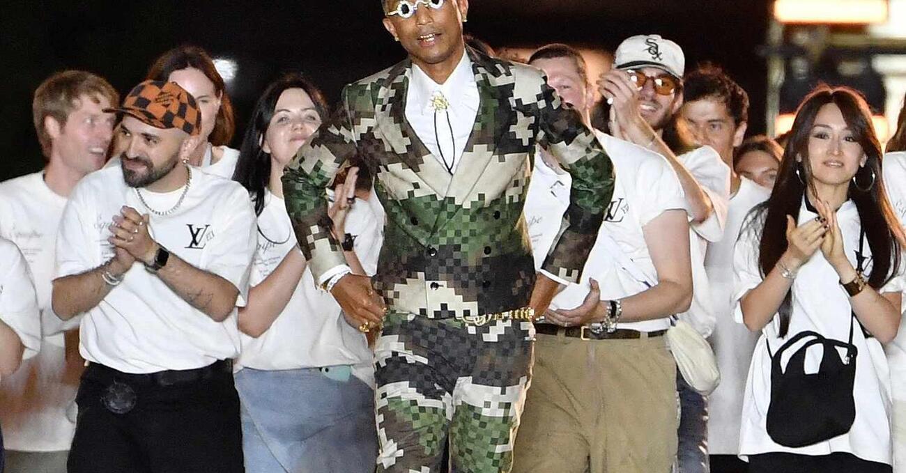 La prima di Pharrell con Louis Vuitton? Altro che moda, vince l&#039;intrattenimento e la popolarit&agrave; di chi si vanta di non aver studiato 